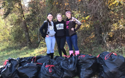 Rogers Scholar Malinda Cox of Elliott County organizes community cleanup project