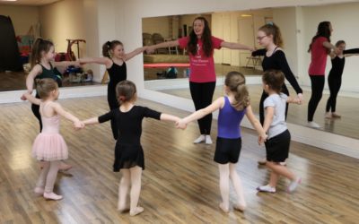 2019 Rogers Scholar Allie Lewis provided a free dance class for beginning ballerinas in Morehead