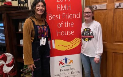 2019 Rogers Scholar Emily Conn prepares meal for families at Ronald McDonald House   