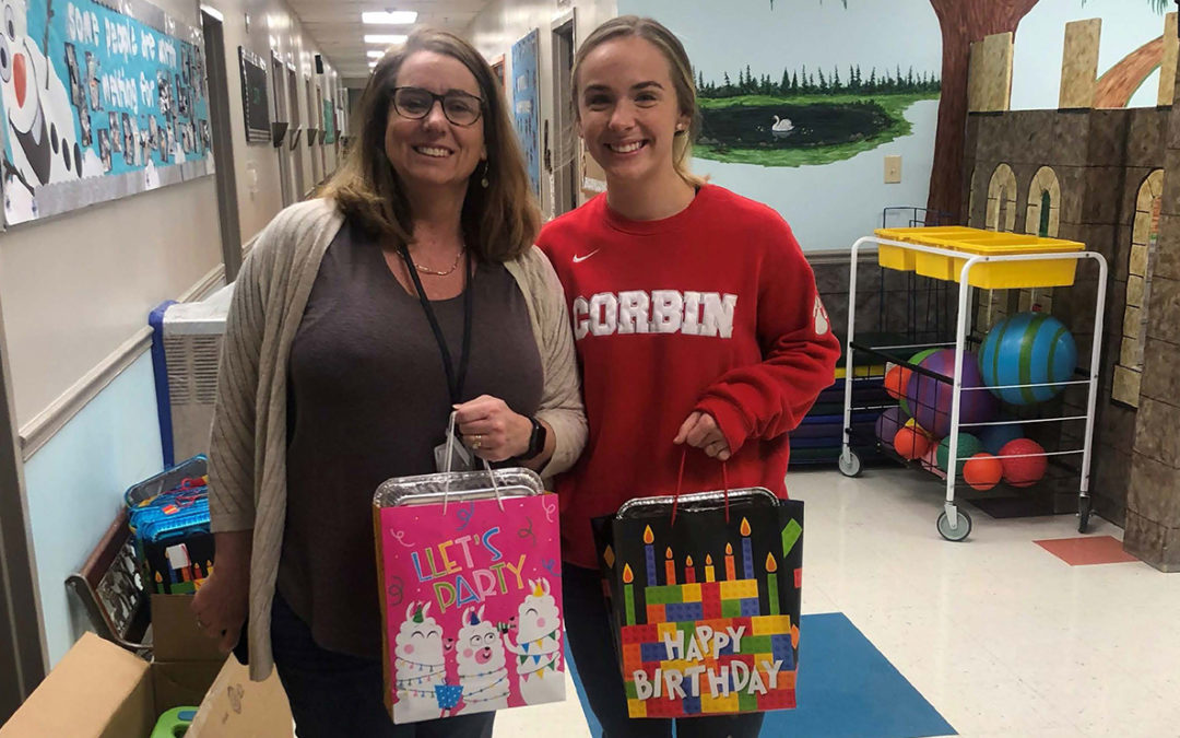 2021 Rogers Scholar Grace Gibson donates birthday bags to Corbin students
