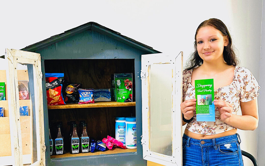 2022 Rogers Scholar Cassandra Gerrish provides food for those in need