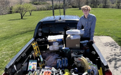 2022 Rogers Scholar Ryan Beam donates tools to Eastern KY flood victims